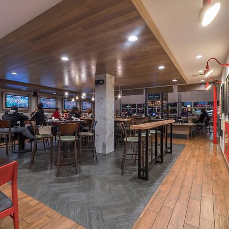 Holiday Inn And Suites Phoenix Airport North By Ihg Екстер'єр фото