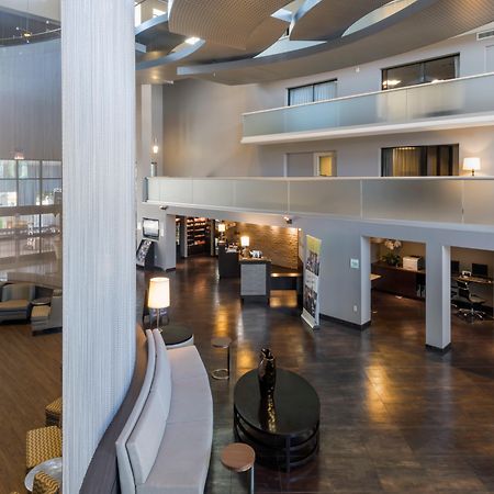 Holiday Inn And Suites Phoenix Airport North By Ihg Екстер'єр фото
