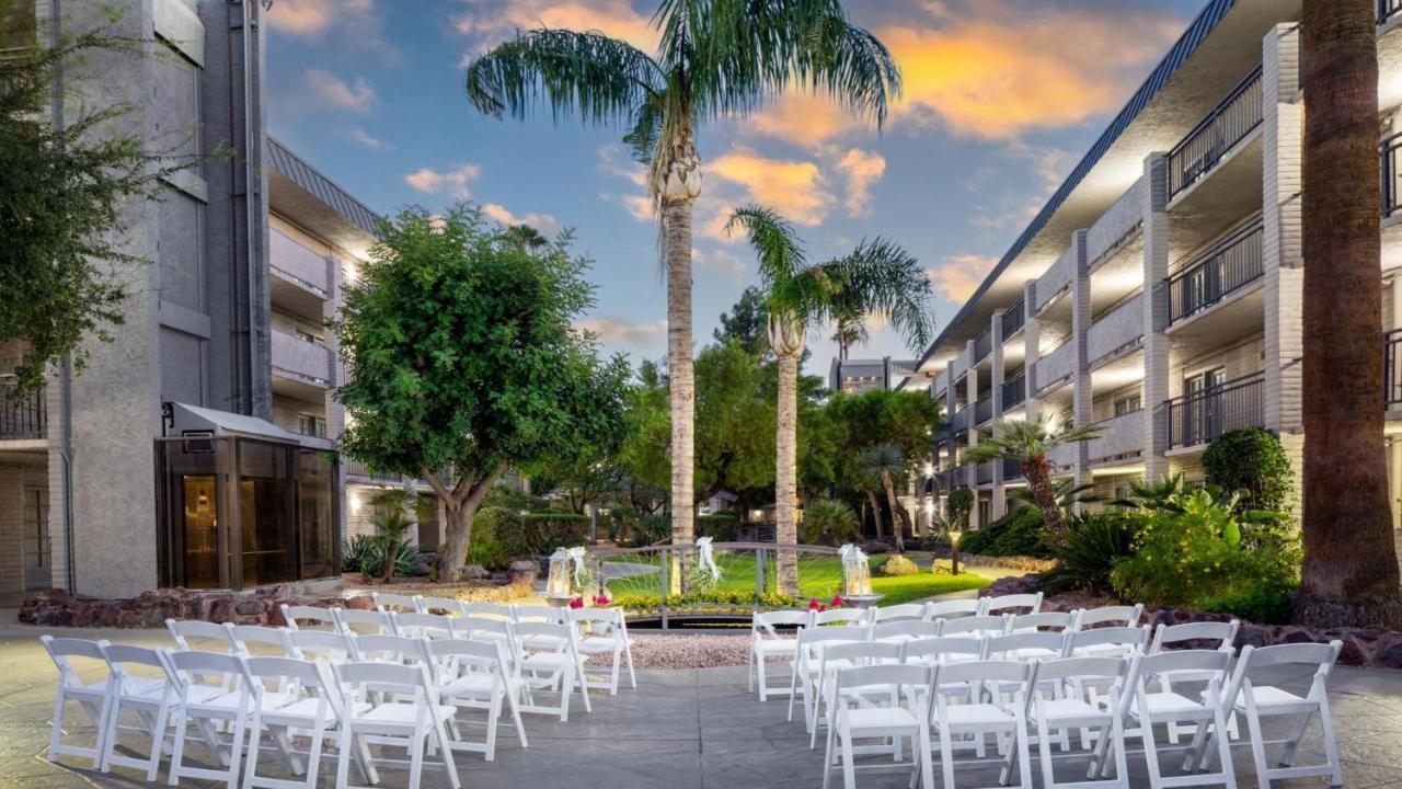 Holiday Inn And Suites Phoenix Airport North By Ihg Екстер'єр фото