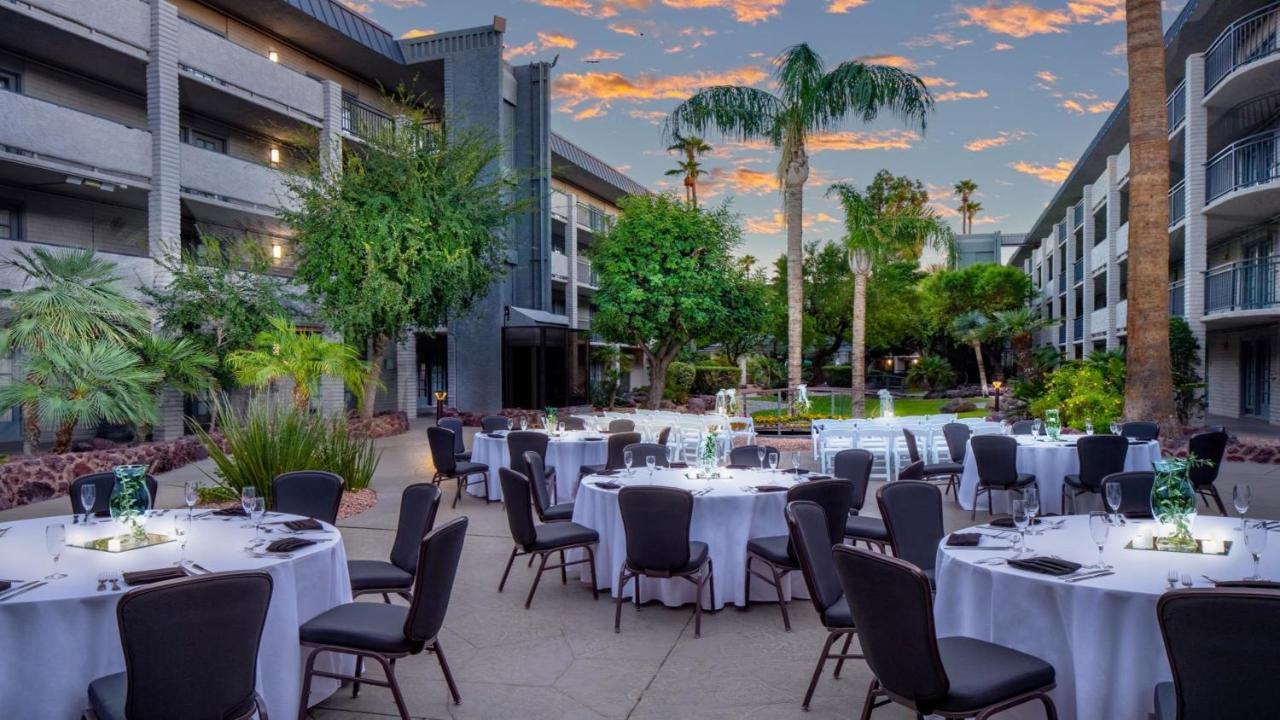 Holiday Inn And Suites Phoenix Airport North By Ihg Екстер'єр фото