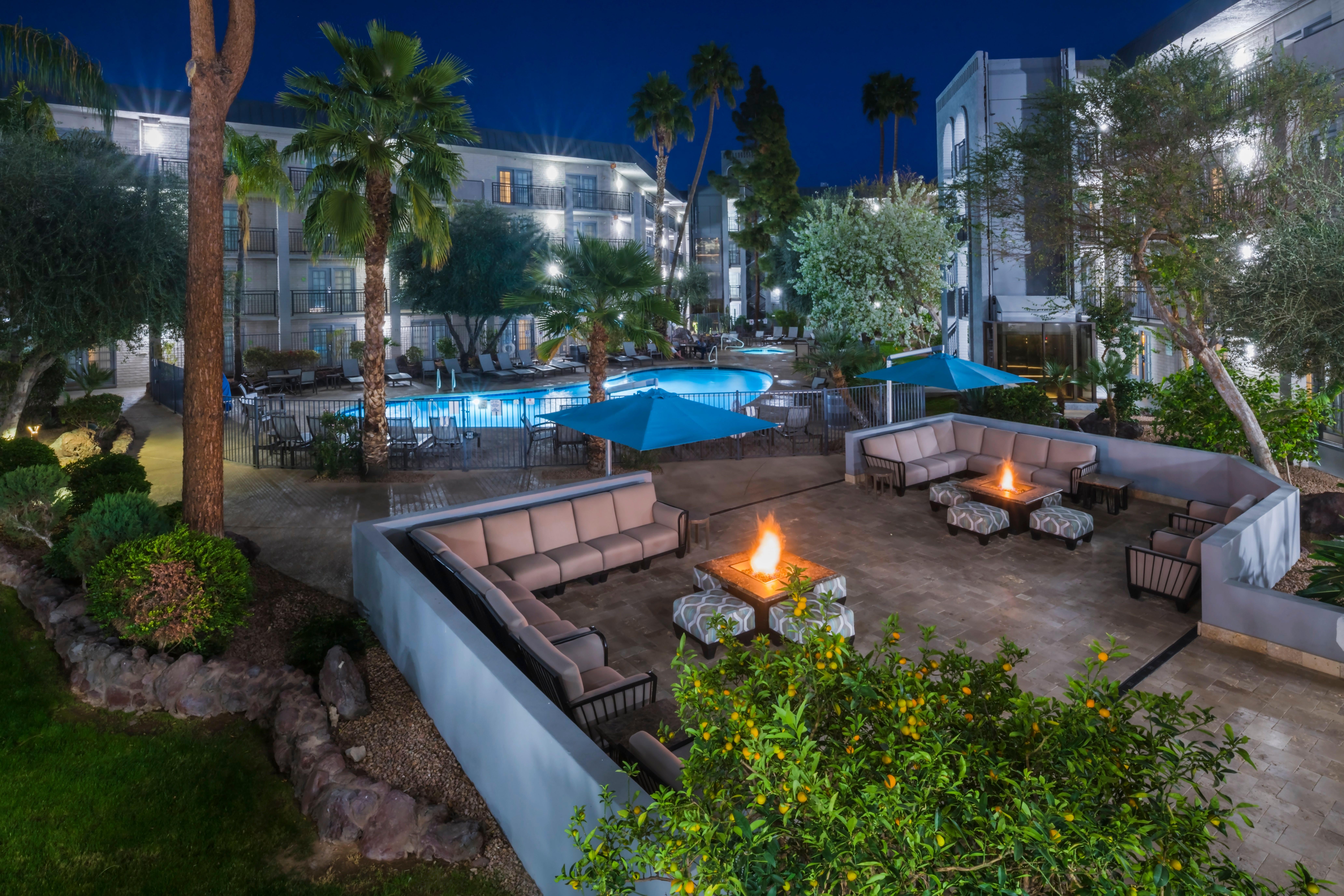 Holiday Inn And Suites Phoenix Airport North By Ihg Екстер'єр фото