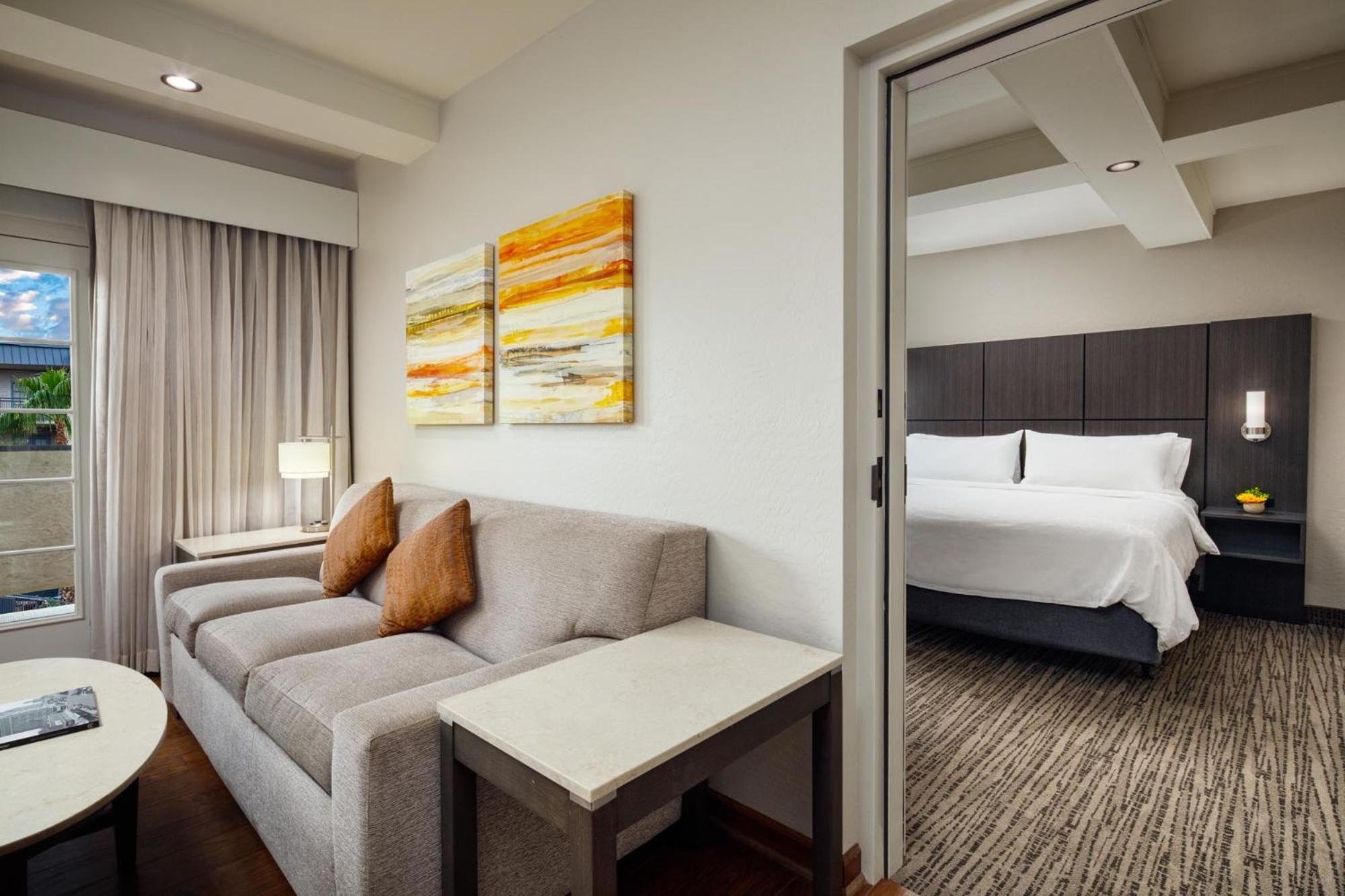 Holiday Inn And Suites Phoenix Airport North By Ihg Екстер'єр фото
