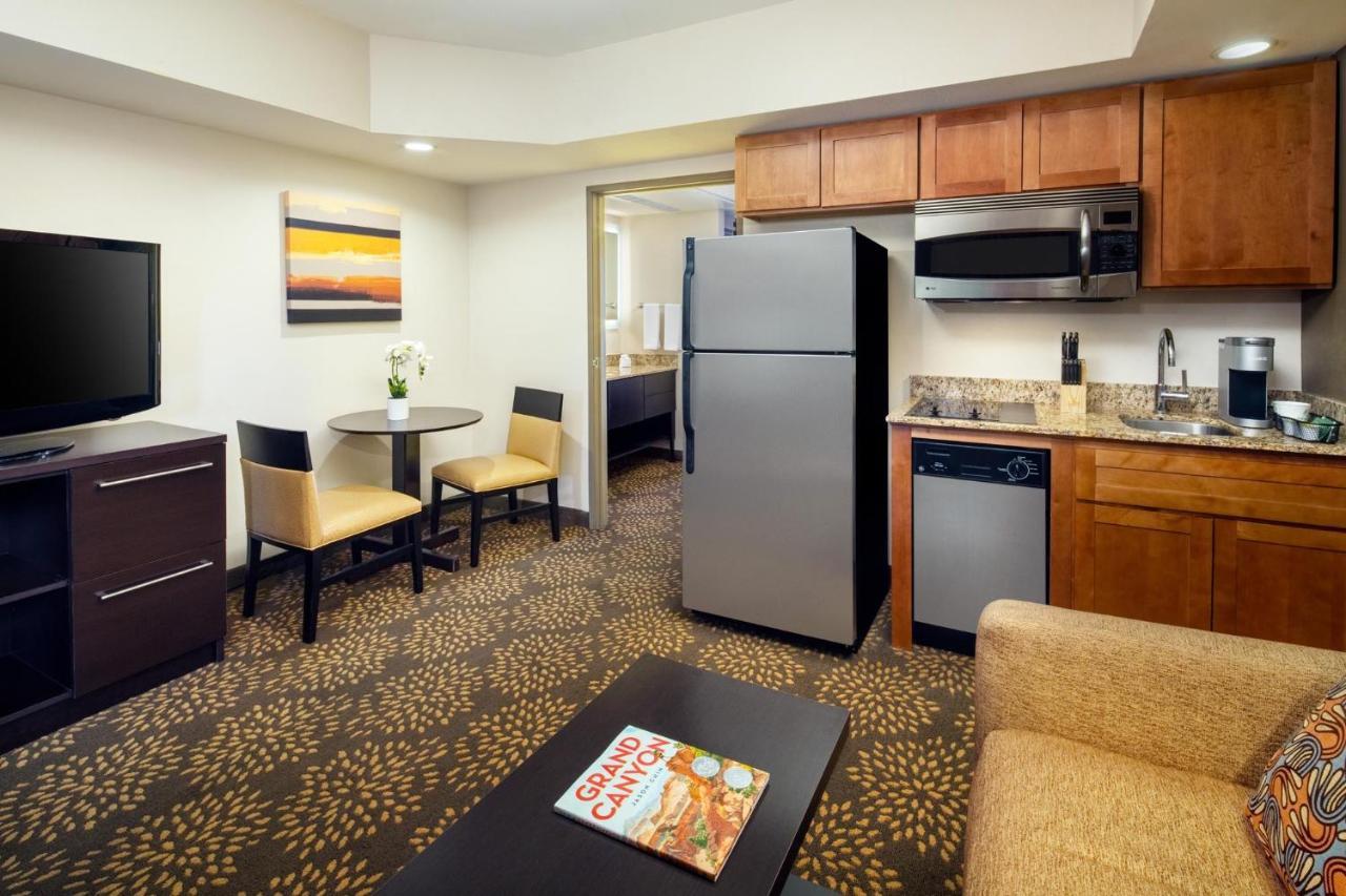 Holiday Inn And Suites Phoenix Airport North By Ihg Екстер'єр фото